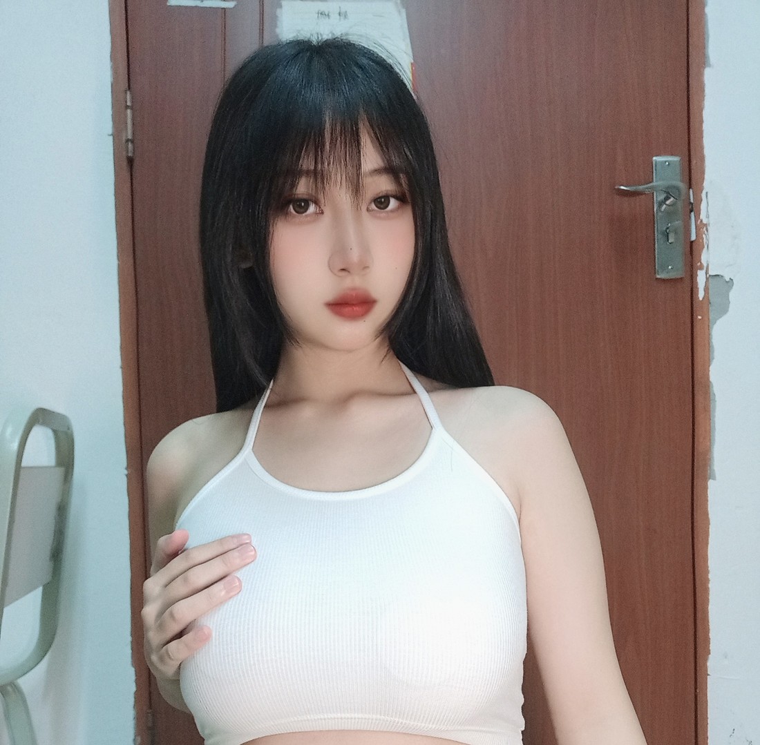 浅安安 &ndash; Cosplay 人气美女写真 29 期全合集 24.3G 超清资源 持续更新-配图1